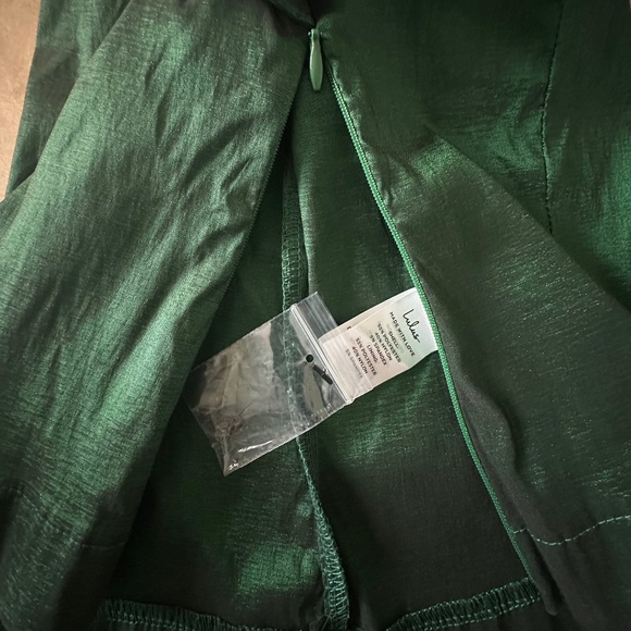 Lulus Metallic Green Top – XS, New Without Tag - Picture 9 of 9